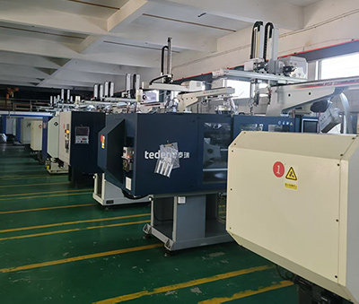 生產(chǎn)車(chē)間